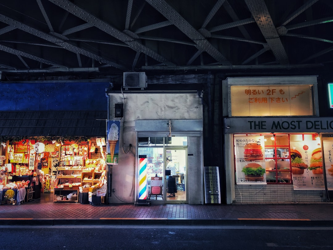 Photo Understanding and Leveraging Local SEO for Small Businesses